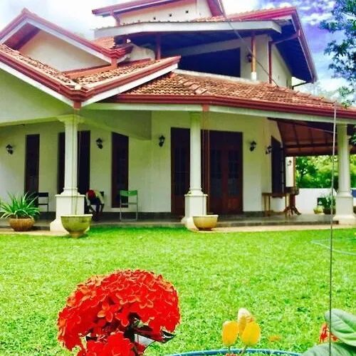 Ceylon Villa Negombo